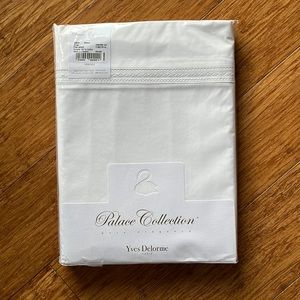 Yves Delorme Palace collection flat sheet